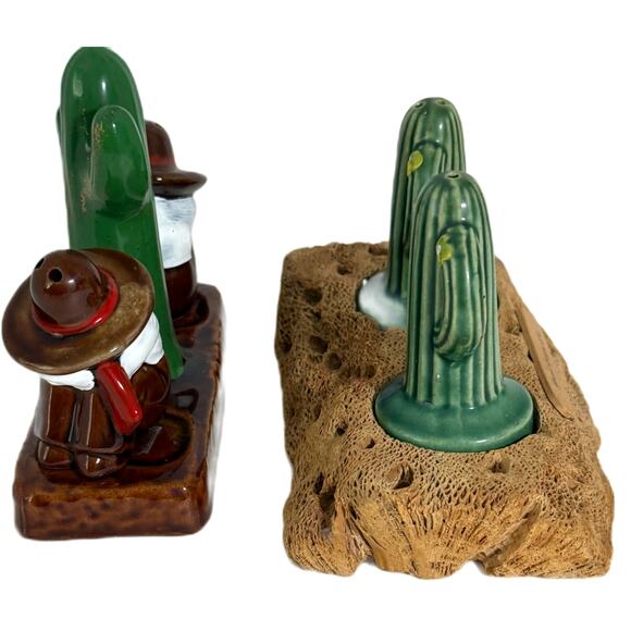 Vintage 2 Sets Salt & Pepper Shakers Arizona Saguaro Cactus RedWare Siesta - Picture 4 of 11